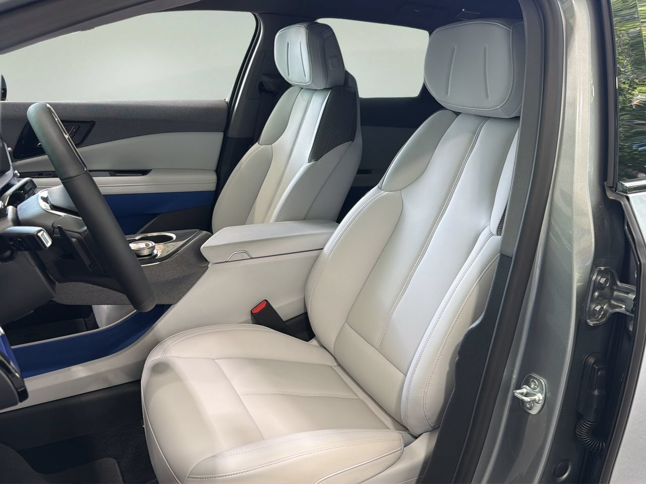 New 2027 Cadillac Optiq Sport RWD image 12