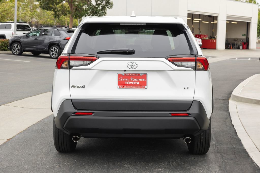 New 2025 Toyota RAV4 LE image 5