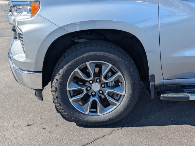 Used 2024 Chevrolet Silverado 1500 LT image 10