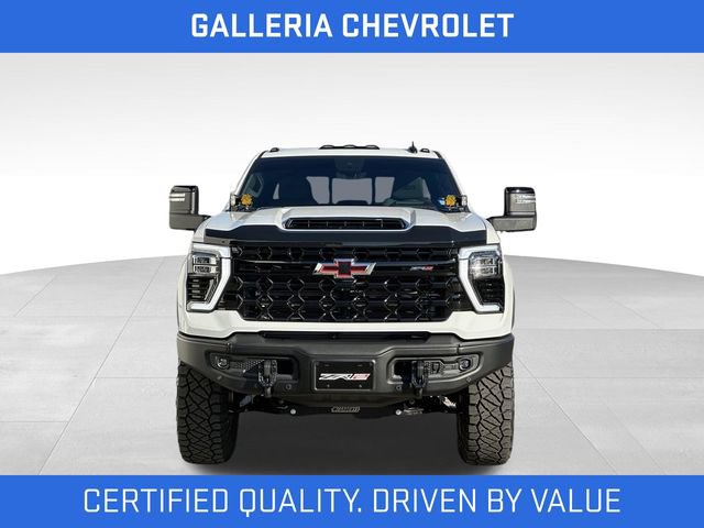 Used 2025 Chevrolet Silverado 2500 ZR2 w/ ZR2 Bison Edition AWD/4WD image 3