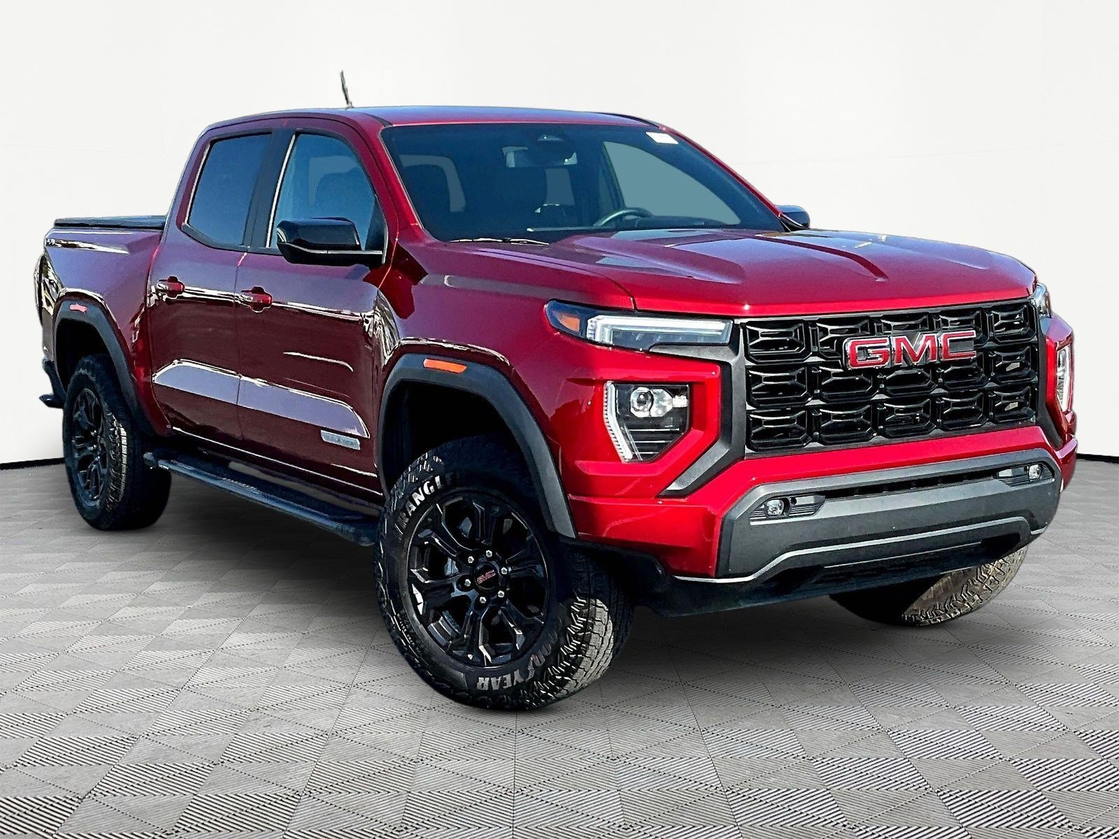 Used 2025 GMC Canyon Elevation w/ Convenience Package AWD/4WD image 3