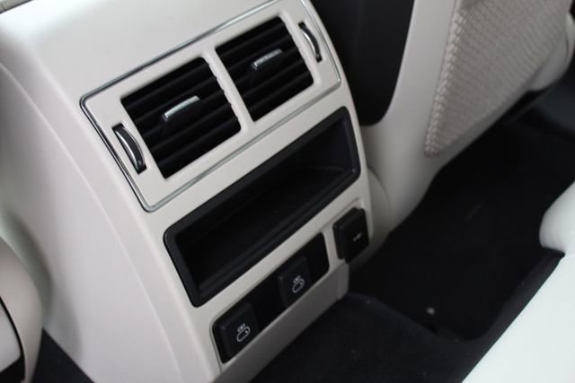 New 2026 Jaguar F-PACE R-Dynamic S image 21