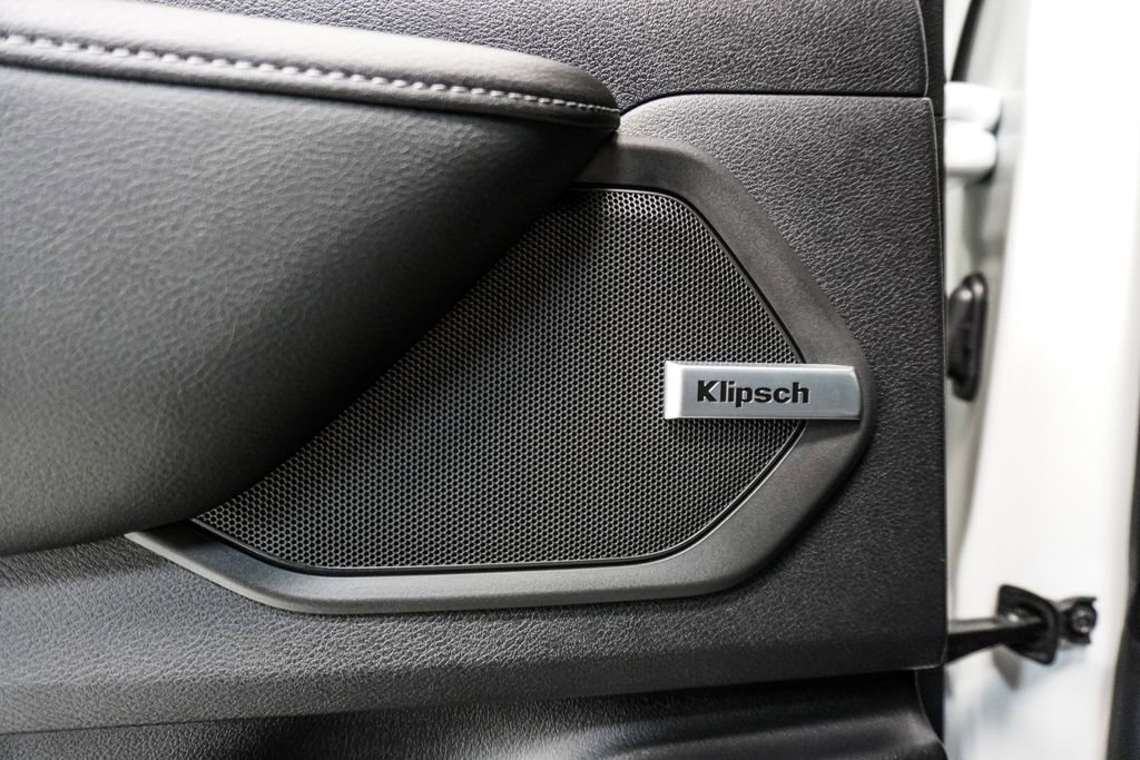 Used 2025 Nissan Armada PRO-4X w/ Pro-4X Premium Package image 10