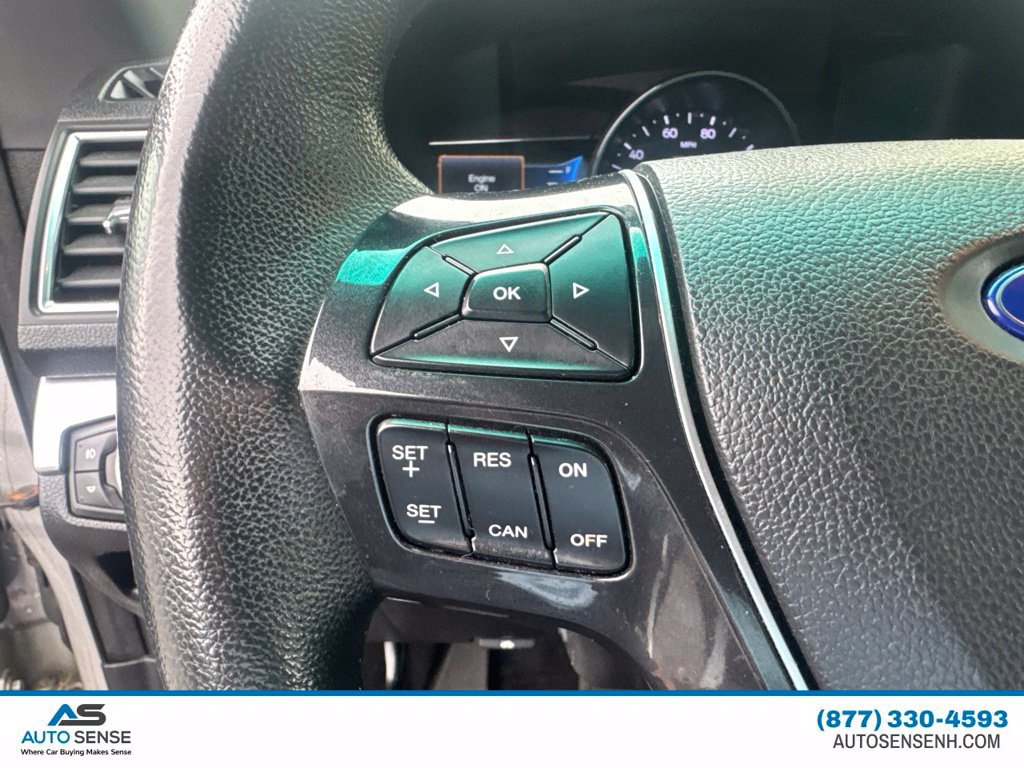 Used 2017 Ford Explorer Limited w/ Equipment Group 301A AWD/4WD image 19