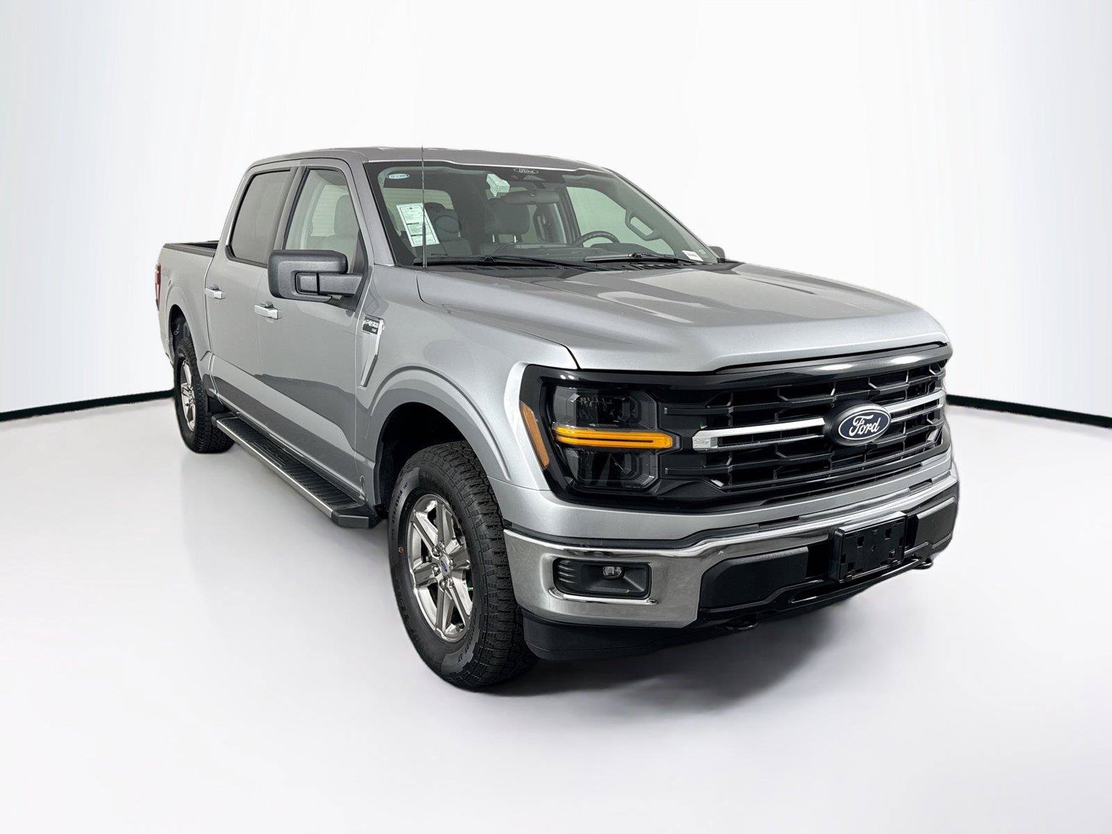 Used 2025 Ford F150 XLT w/ Equipment Group 301A Standard AWD/4WD image 7