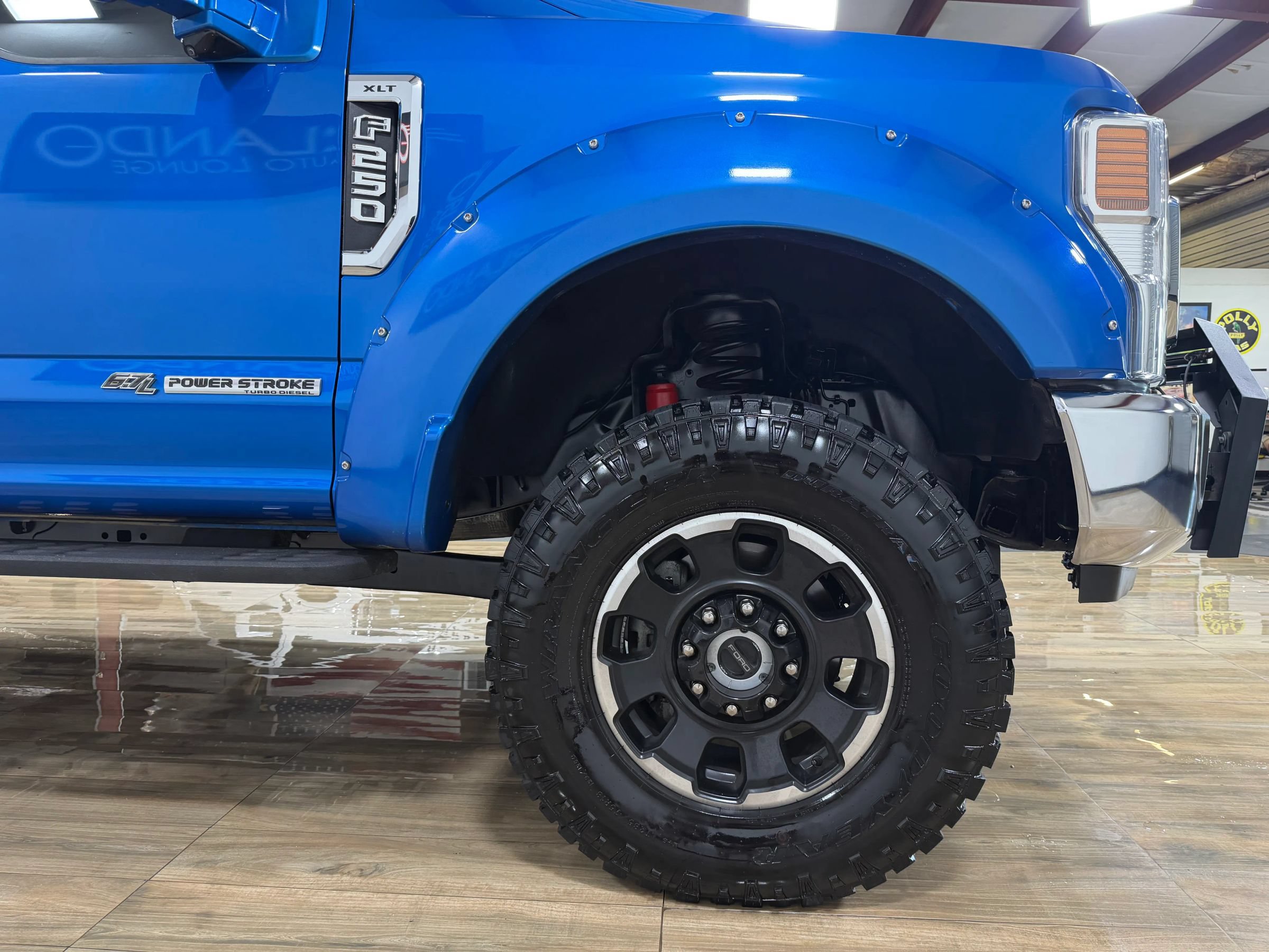 Used 2020 Ford F250 XLT w/ Tremor Off-Road Package AWD/4WD image 4