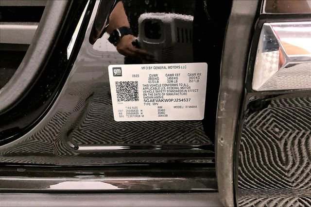 Used 2023 Buick Enclave Essence w/ Sport Touring Edition AWD/4WD image 39