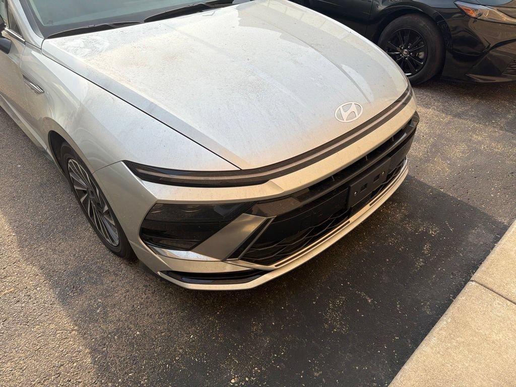 Used 2025 Hyundai Sonata SEL FWD image 10