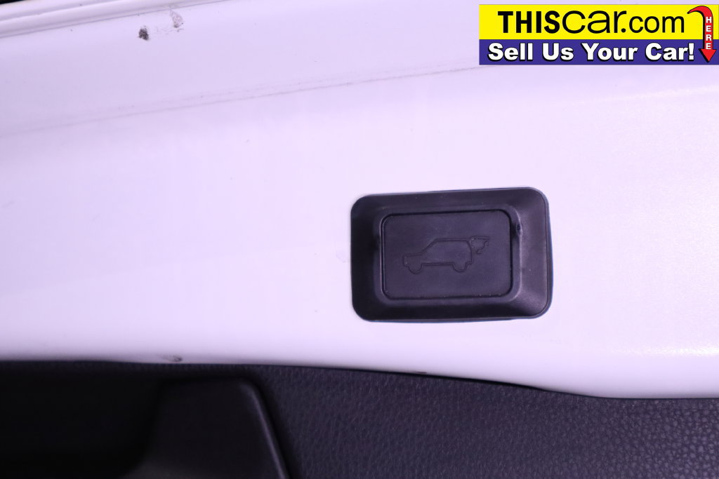 Used 2019 Toyota RAV4 XLE FWD image 35