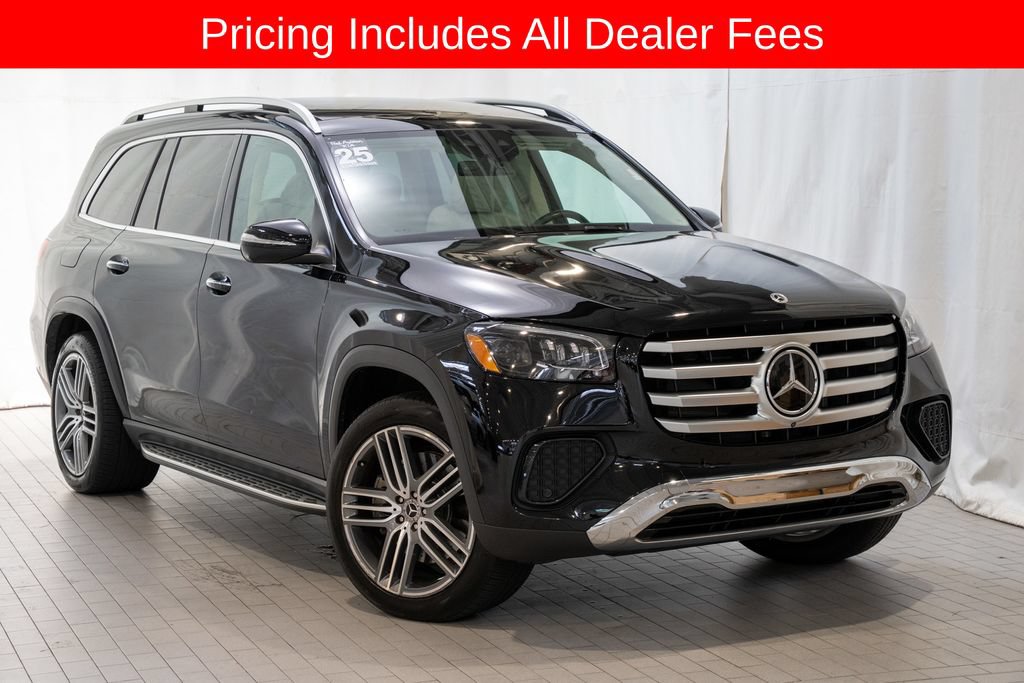 Used 2025 Mercedes-Benz GLS 450 4MATIC image 1