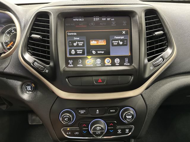 Used 2015 Jeep Cherokee Limited FWD image 36