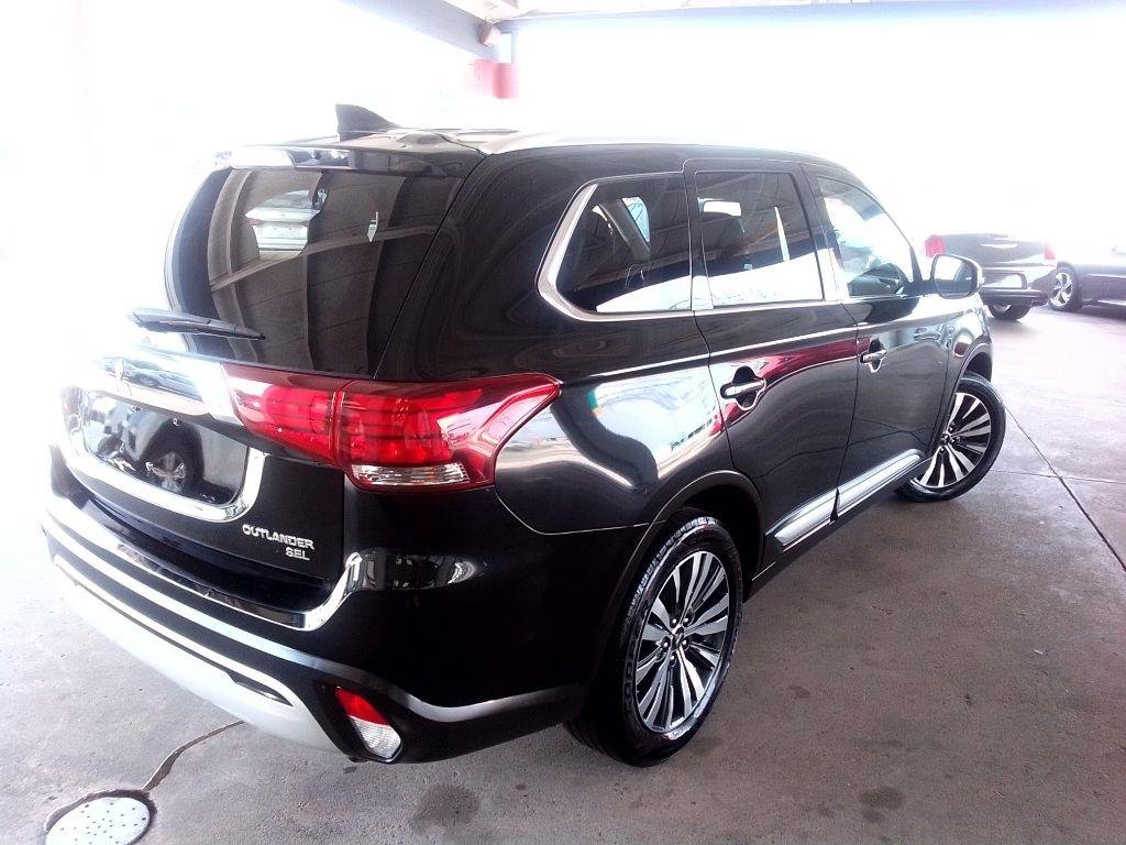 Used 2020 Mitsubishi Outlander SEL FWD image 5