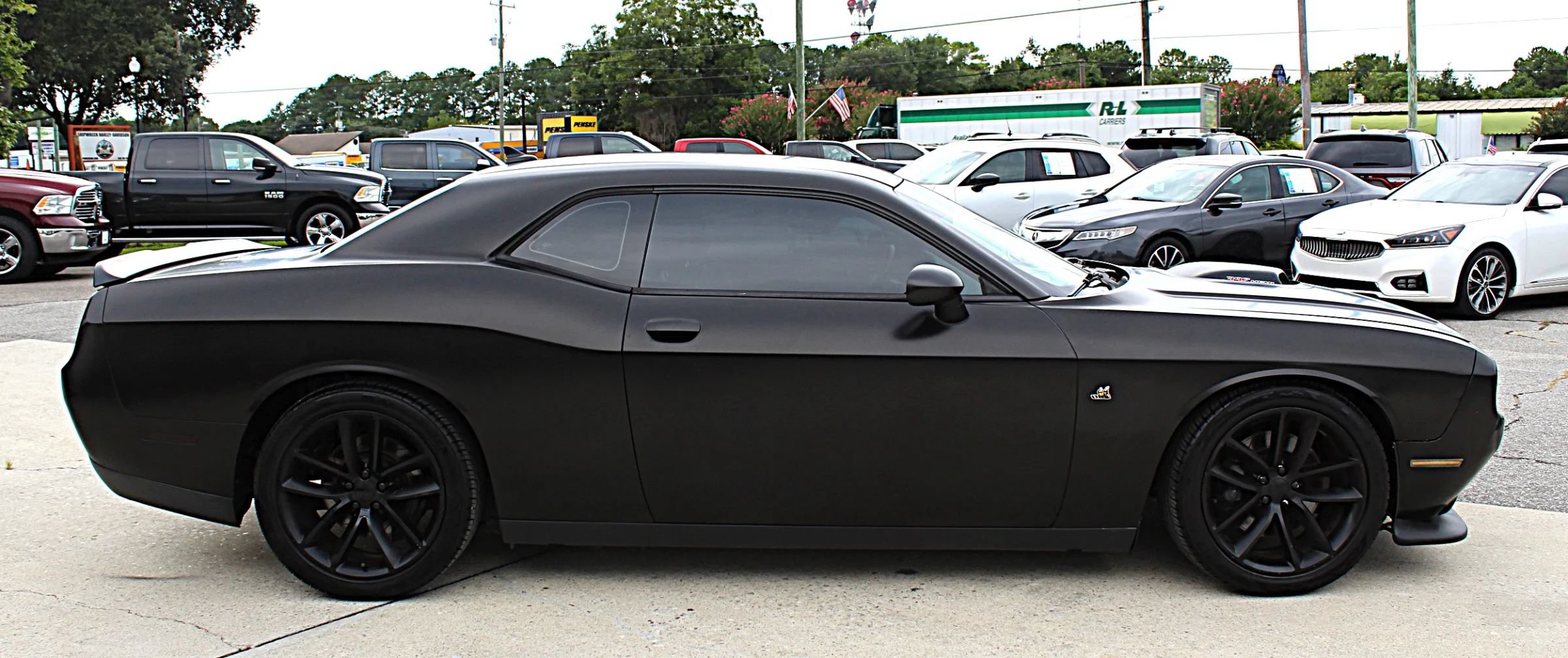 Used 2016 Dodge Challenger R/T Scat Pack RWD image 6