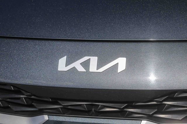 Certified 2024 Kia Forte LXS image 7