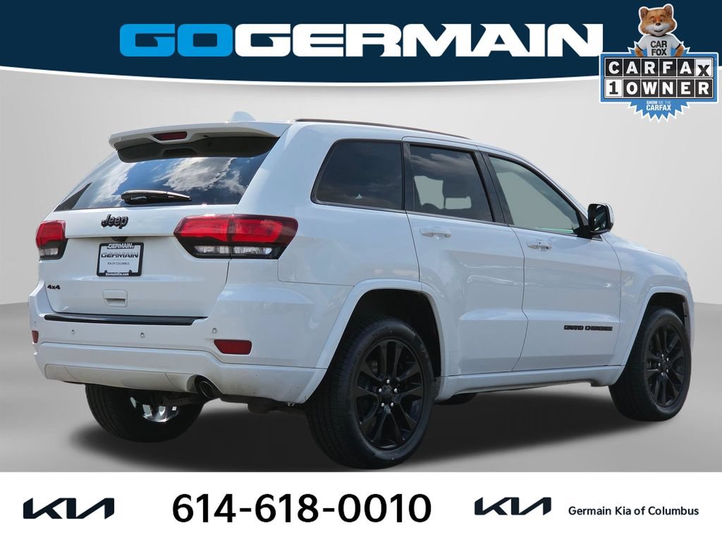 Used 2017 Jeep Grand Cherokee Altitude AWD/4WD image 7