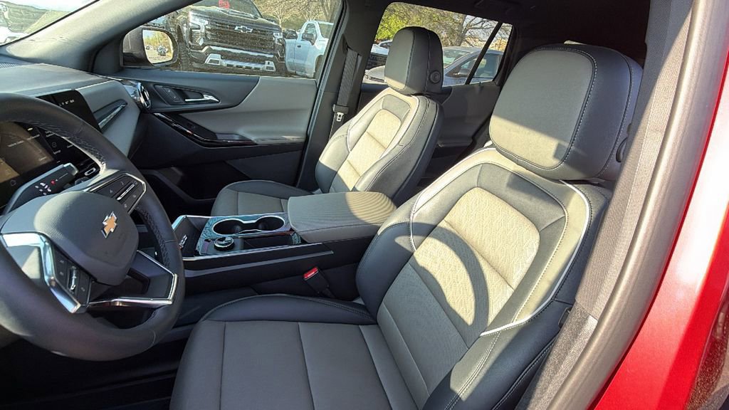 New 2026 Chevrolet Equinox LT w/ Convenience Package II image 14