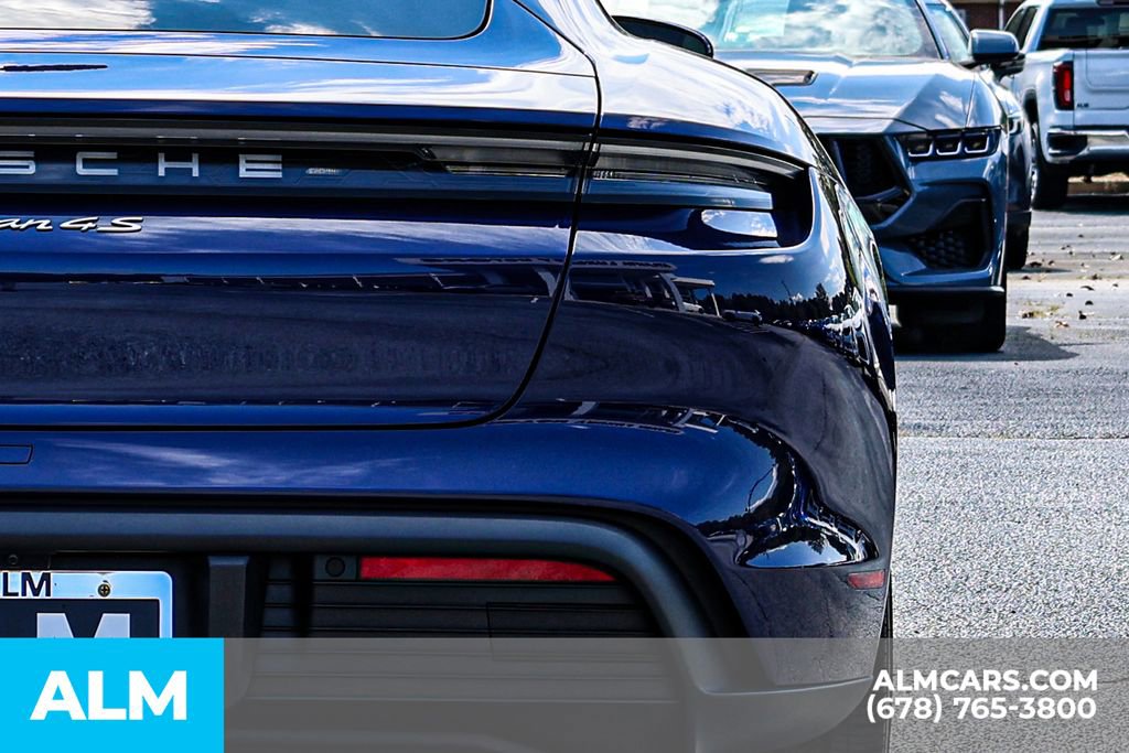 Used 2022 Porsche Taycan 4S image 14