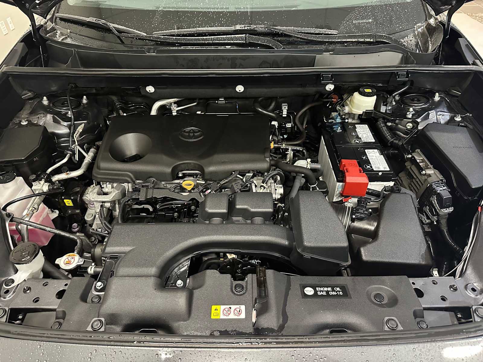 Certified 2022 Toyota RAV4 XLE Premium AWD/4WD image 9