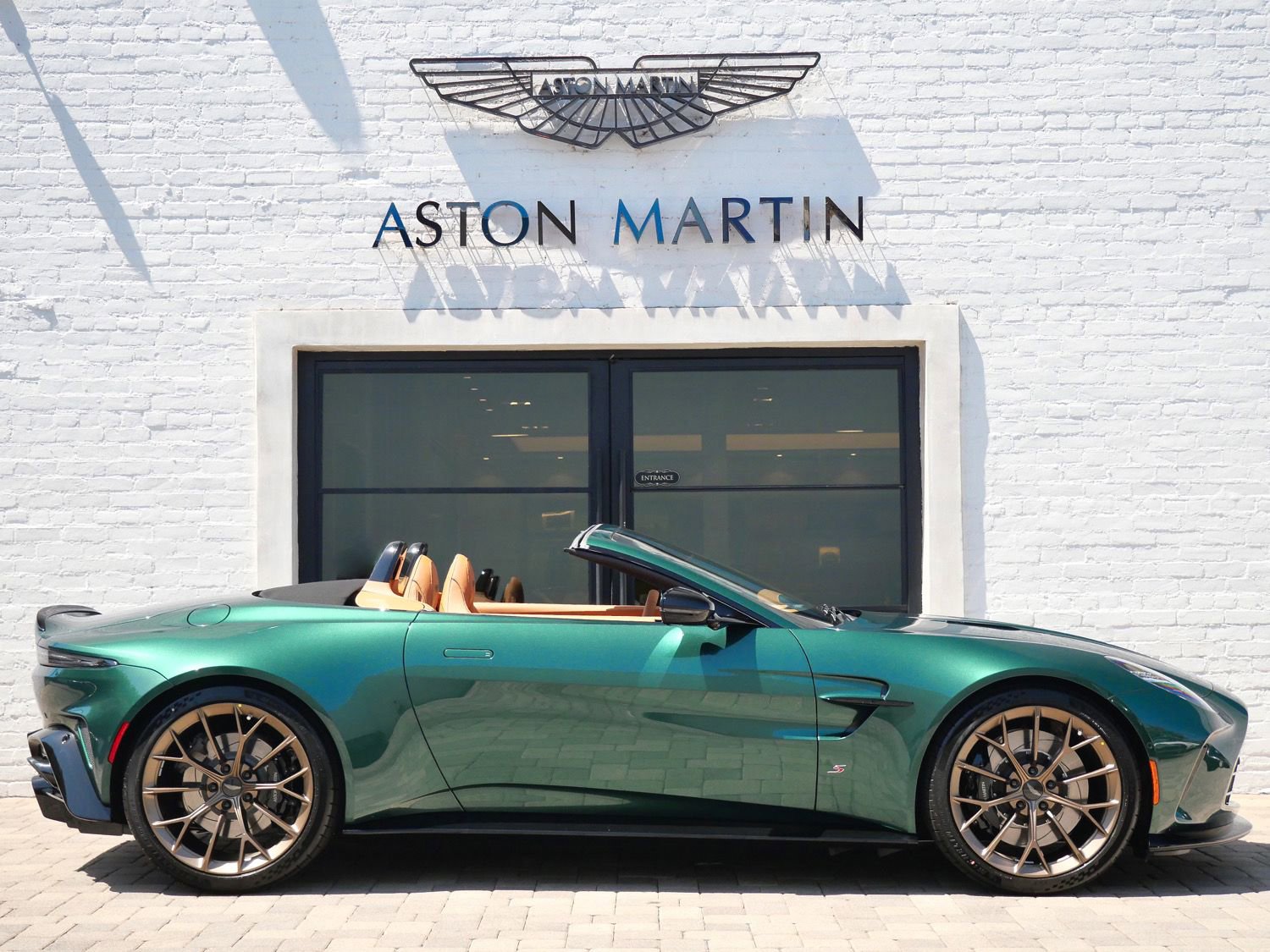 New 2026 Aston Martin V8 Vantage S RWD image 17