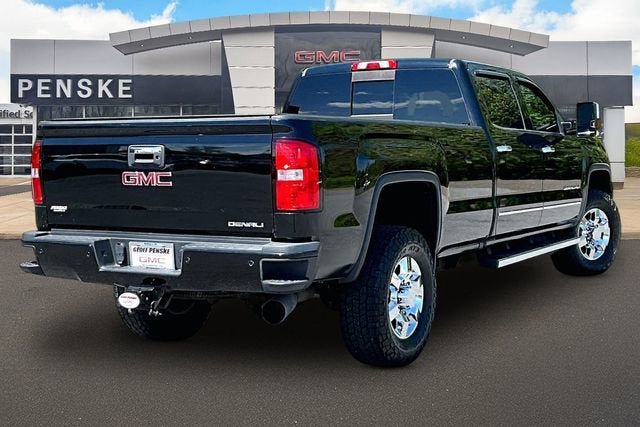 Used 2017 GMC Sierra 3500 Denali w/ Duramax Plus Package AWD/4WD image 3