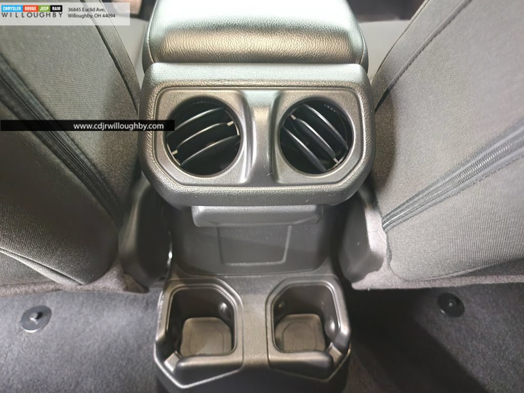 Used 2023 Jeep Wrangler Unlimited Sport AWD/4WD image 24