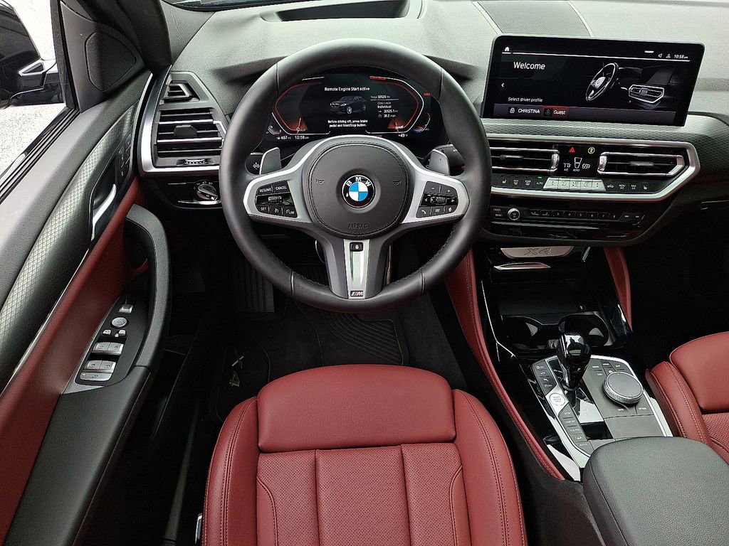 Used 2024 BMW X4 xDrive30i w/ Premium Package image 11