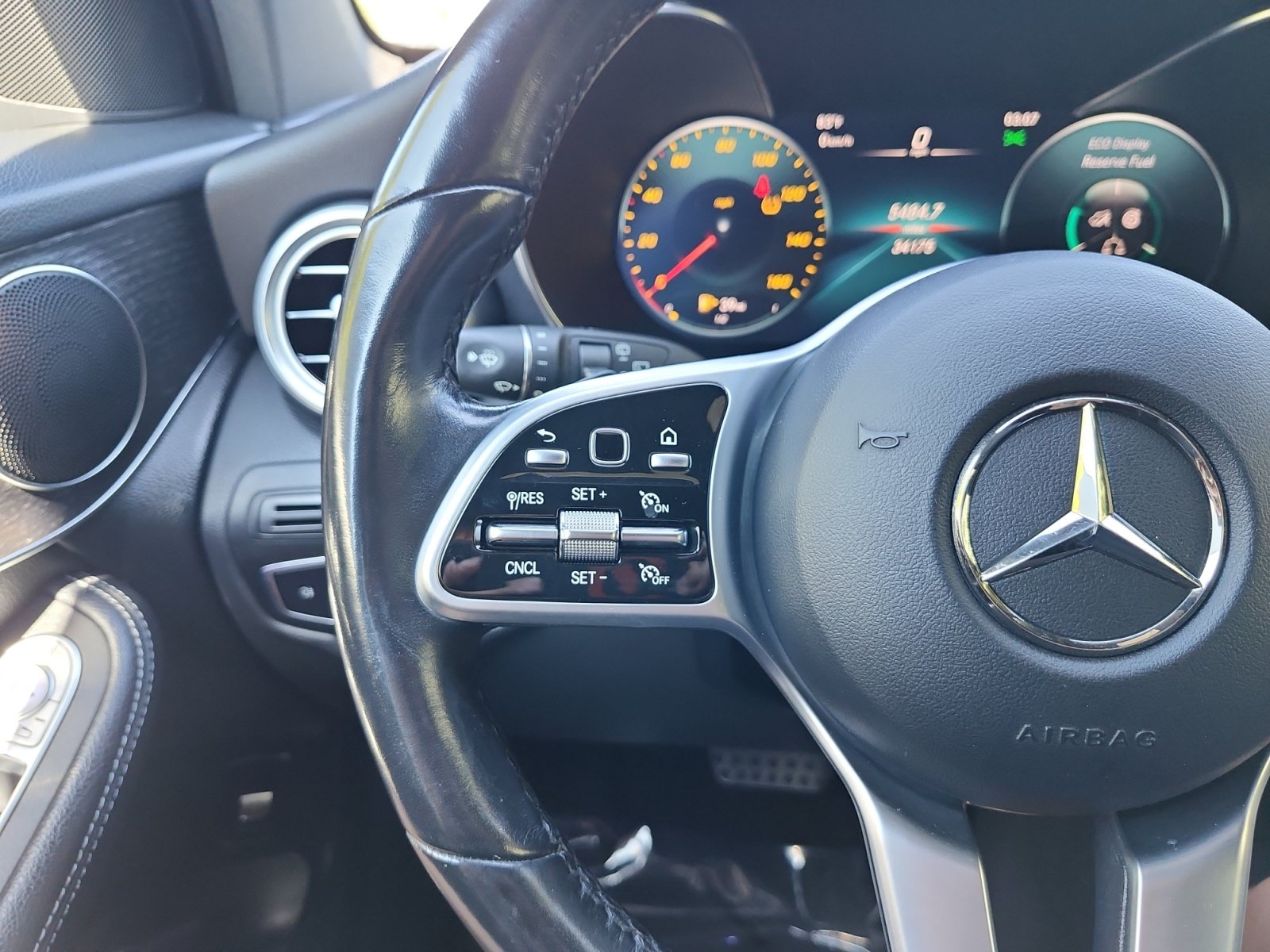 Used 2022 Mercedes-Benz GLC 300 4MATIC w/ AMG Line image 23