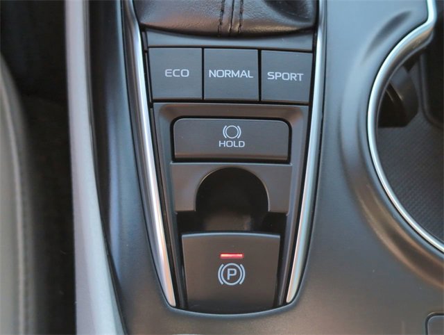 Used 2018 Toyota Camry XSE image 33