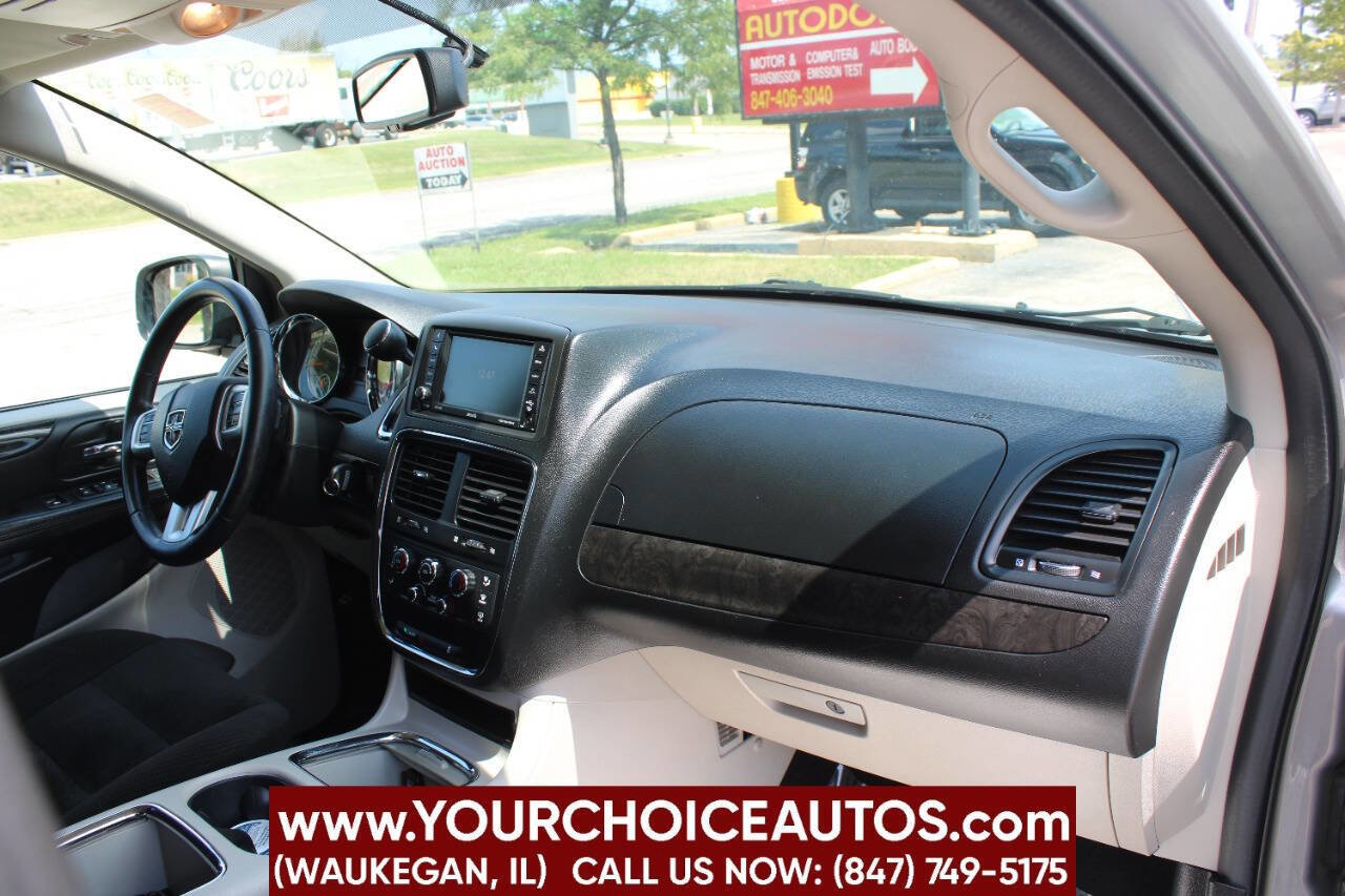 Used 2015 Dodge Grand Caravan SXT w/ UConnect Hands-Free Group image 15