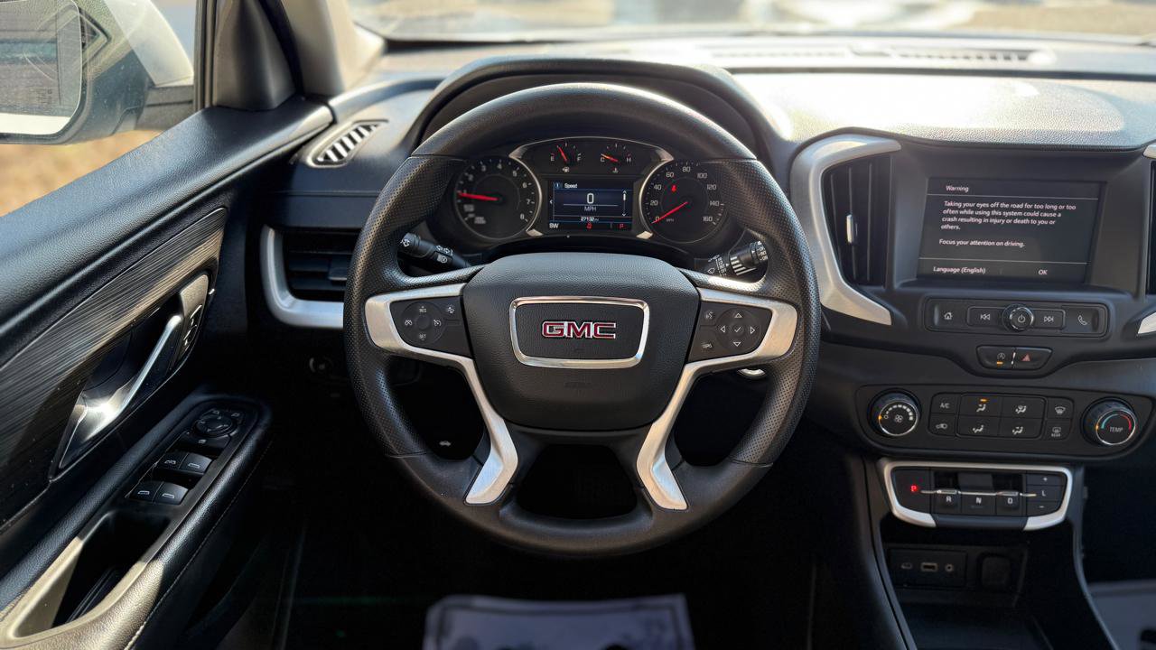Used 2022 GMC Terrain SLE FWD image 13