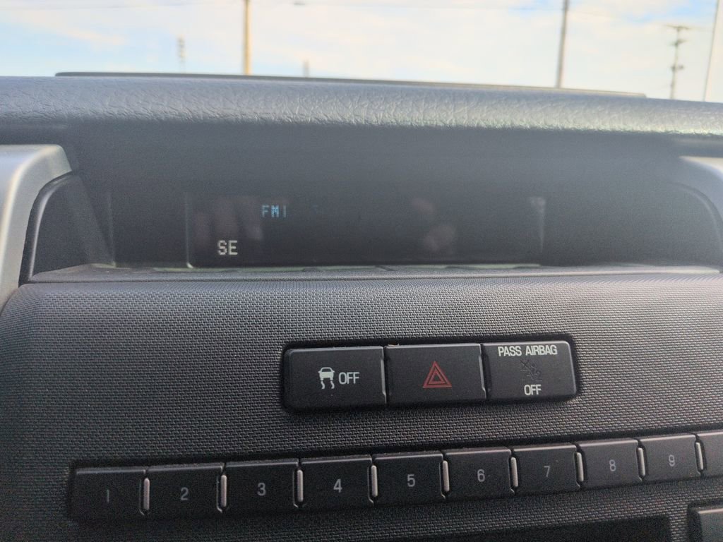 Used 2012 Ford F150 XLT w/ XLT Chrome Pkg AWD/4WD image 19