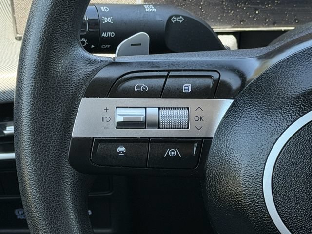 Used 2025 Hyundai Sonata SEL FWD image 12
