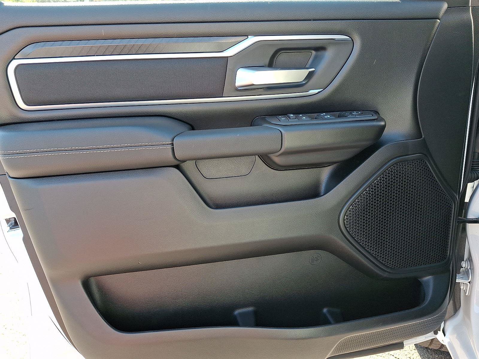 New 2026 RAM 1500 Big Horn AWD/4WD image 9