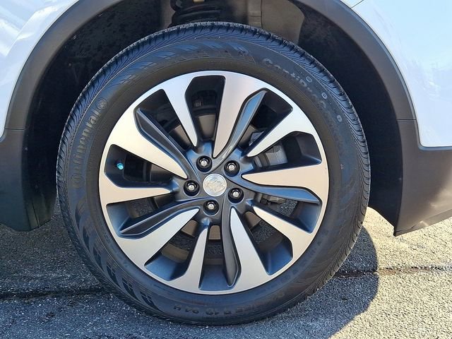 Used 2021 Buick Encore Preferred image 9