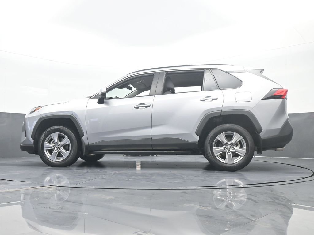 Used 2023 Toyota RAV4 XLE image 59