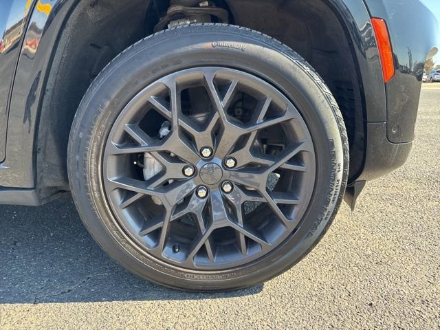 Used 2024 Jeep Grand Cherokee Summit image 3