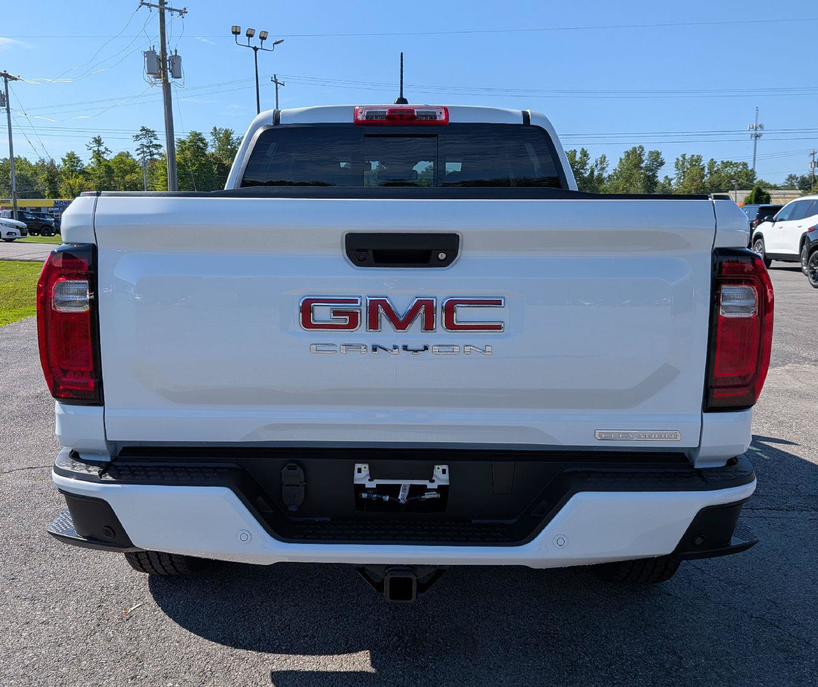 New 2026 GMC Canyon Elevation w/ Convenience Package AWD/4WD image 9