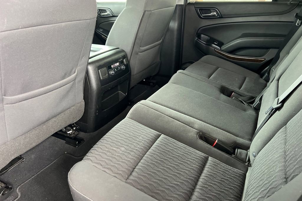 Used 2019 Chevrolet Tahoe LS w/ Enhanced Driver Alert Package AWD/4WD image 6