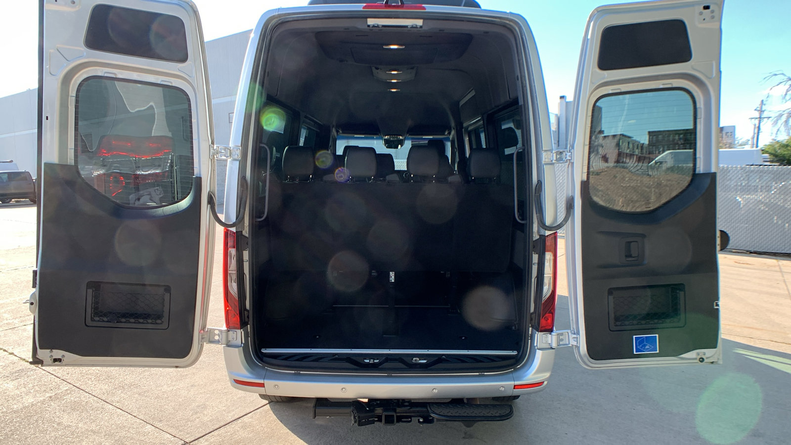 Used 2021 Mercedes-Benz Sprinter 2500 image 30