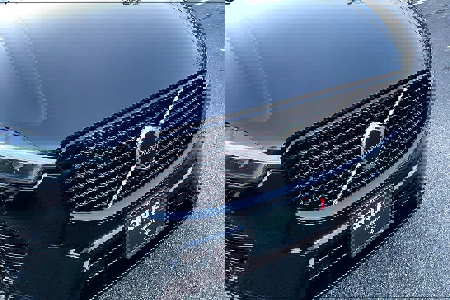 Certified 2024 Volvo XC60 B5 Plus w/ Protection Package Premier image 30