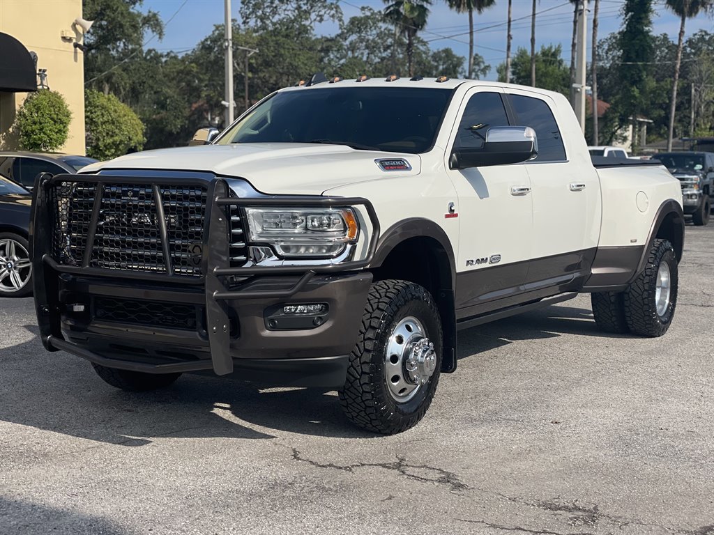 Used 2021 RAM 3500 Limited image 10