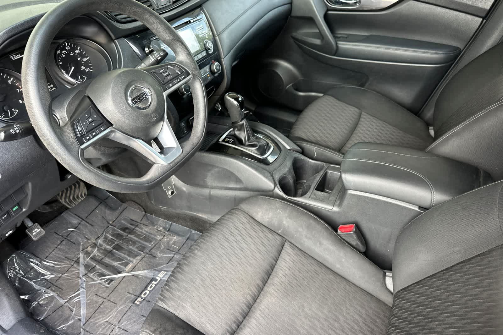Used 2017 Nissan Rogue S w/ Appearance Package AWD/4WD image 11