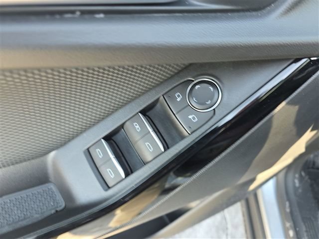 Used 2025 Chevrolet Equinox RS w/ Safety and Technology Package image 20