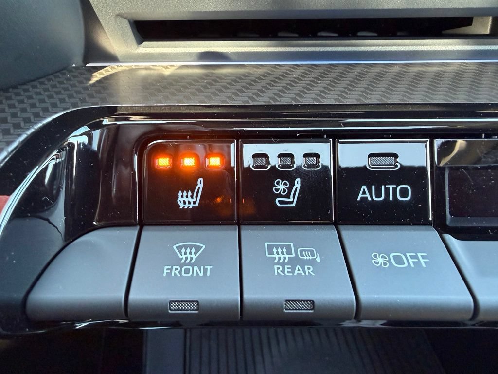 New 2026 Toyota Prius Limited FWD image 19