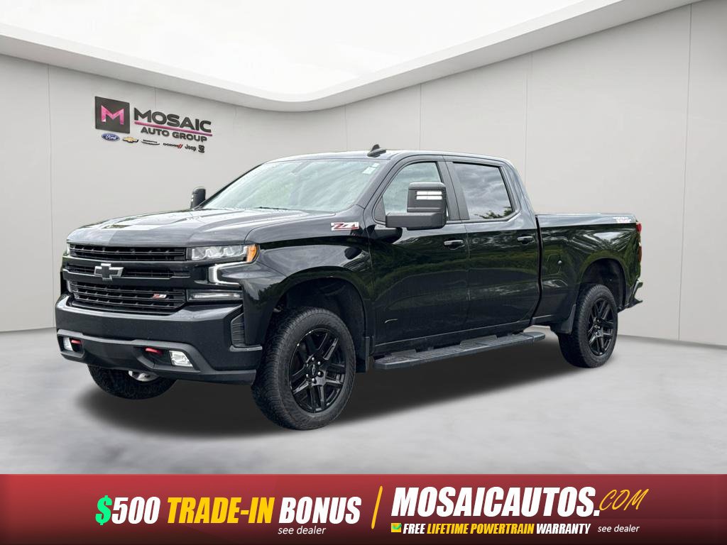 Used 2021 Chevrolet Silverado 1500 LT Trail Boss w/ Bed Protection Package AWD/4WD image 3