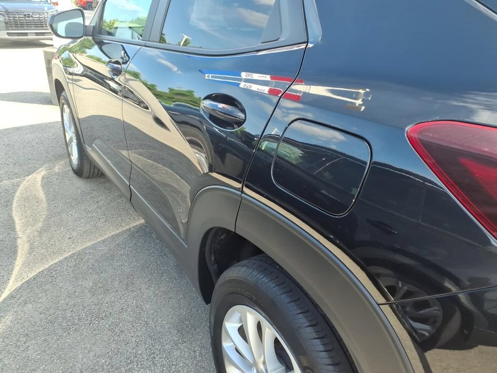 Used 2026 Chevrolet TrailBlazer LS w/ LS Convenience Package FWD image 17