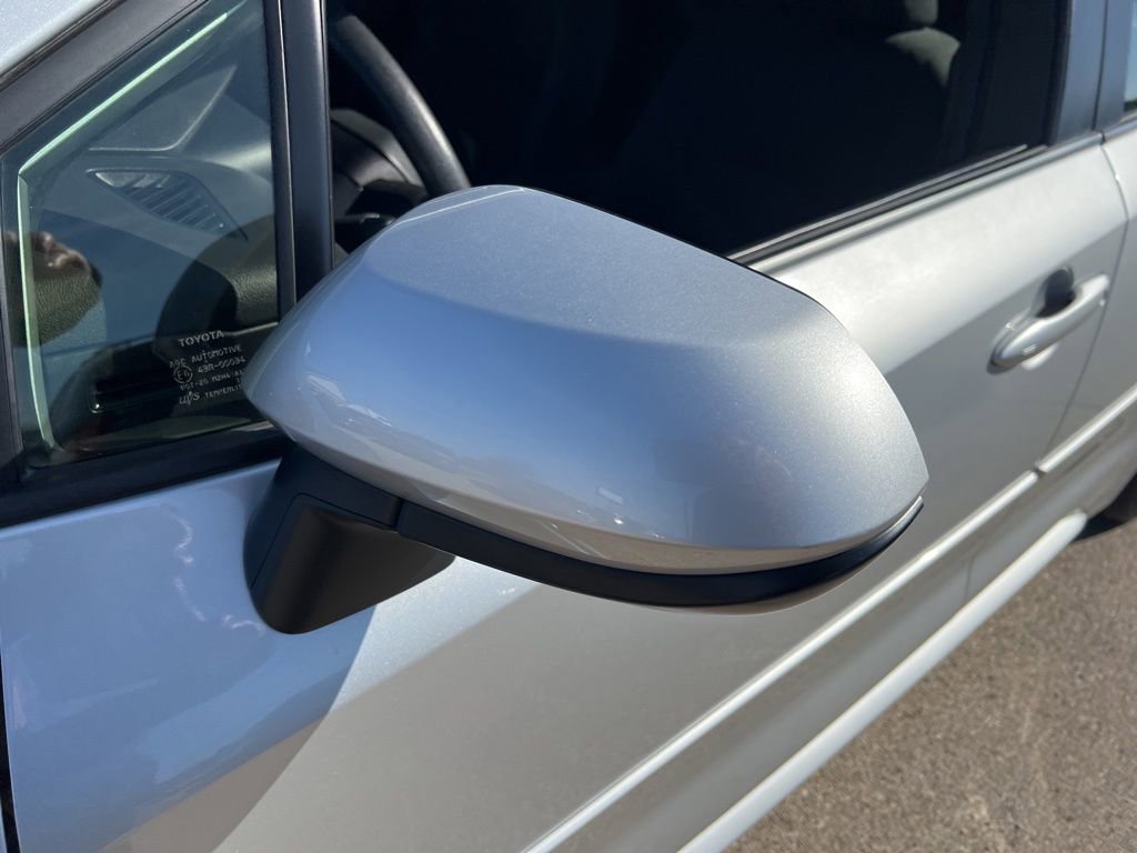 Used 2023 Toyota Corolla LE image 29