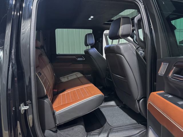 Used 2024 GMC Sierra 3500 Denali Ultimate AWD/4WD image 25