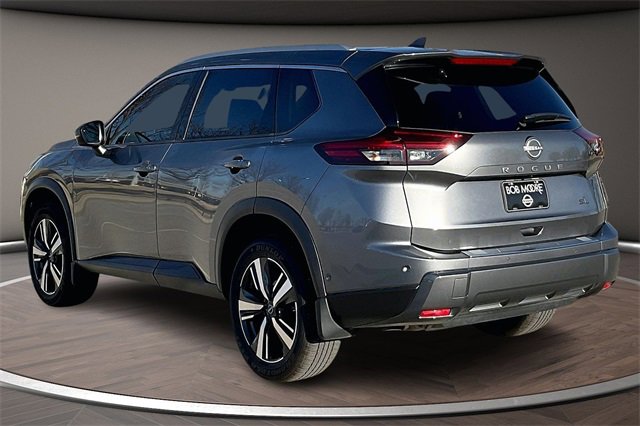 Certified 2025 Nissan Rogue SL w/ SL Premium Package image 11