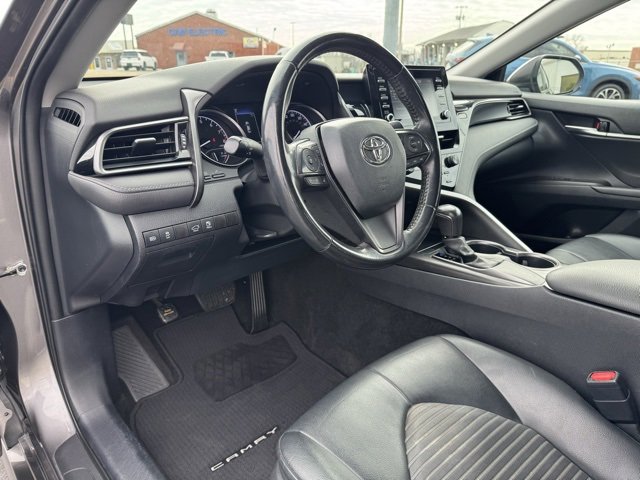 Used 2021 Toyota Camry SE image 16